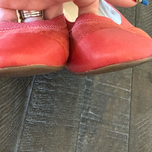 Cole Haan ELBRIDGE Womens Size 8.5 B US Red Suede Leather Cap Toe Ballet Flats - Picture 10 of 12